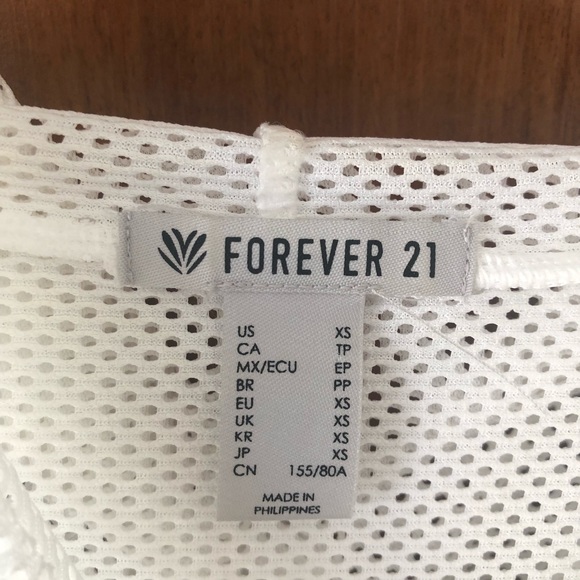 Darling White Cover Up with Hood🌸 - Picture 8 of 8